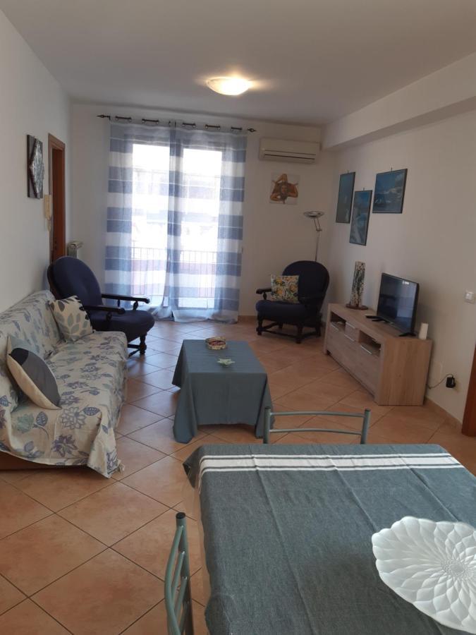 דירות טראסיני A Casa Di Loretta מראה חיצוני תמונה